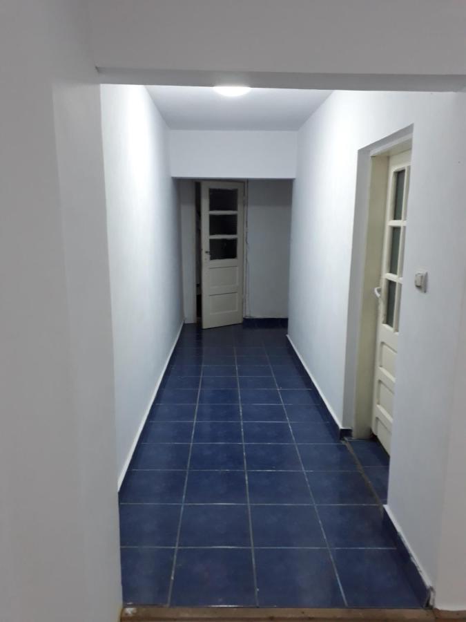 Sara 3 Dormitoare Nu Primesc Santieristi Si Petrecareti Ferienhaus *